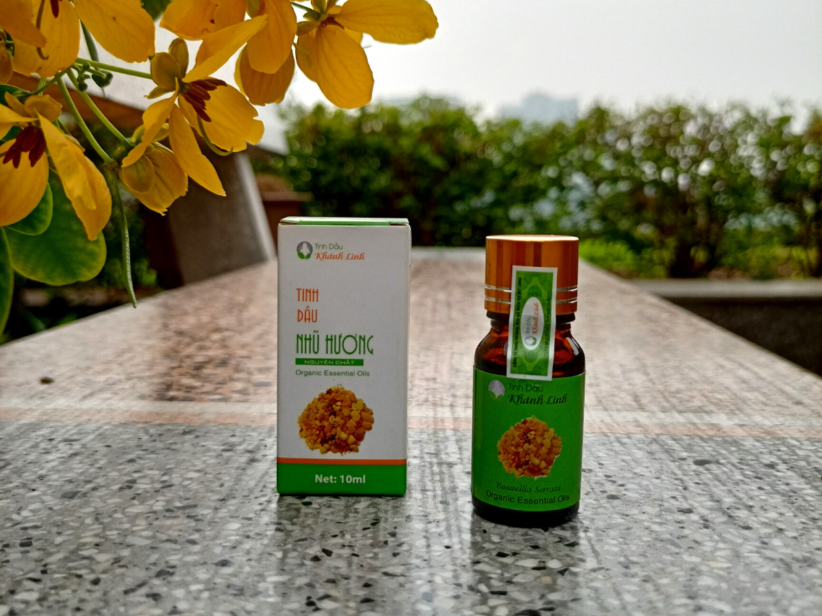 Tinh dầu nhũ hương nguyên chất