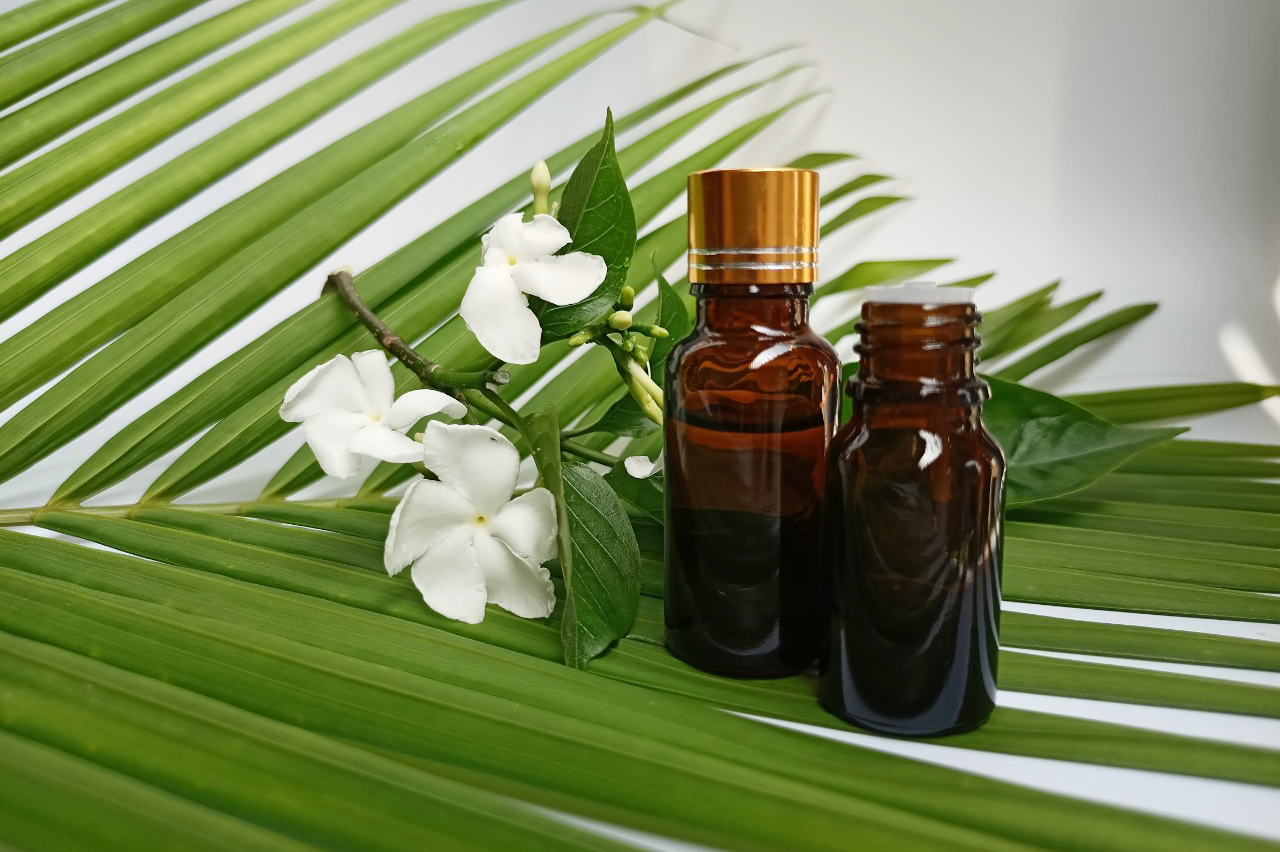 MUA TINH DẦU Ở ĐÂU CHẤT LƯỢNG GIÁ RẺ VÀ CÁCH SỬ DỤNG CHÚNG